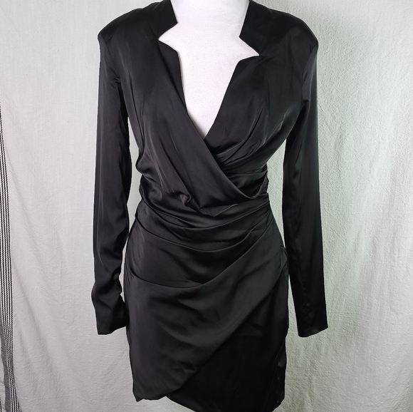 NWT House of CB Nelinha Dress SZ Black Satin Tux Wrap - Picture 1 of 15
